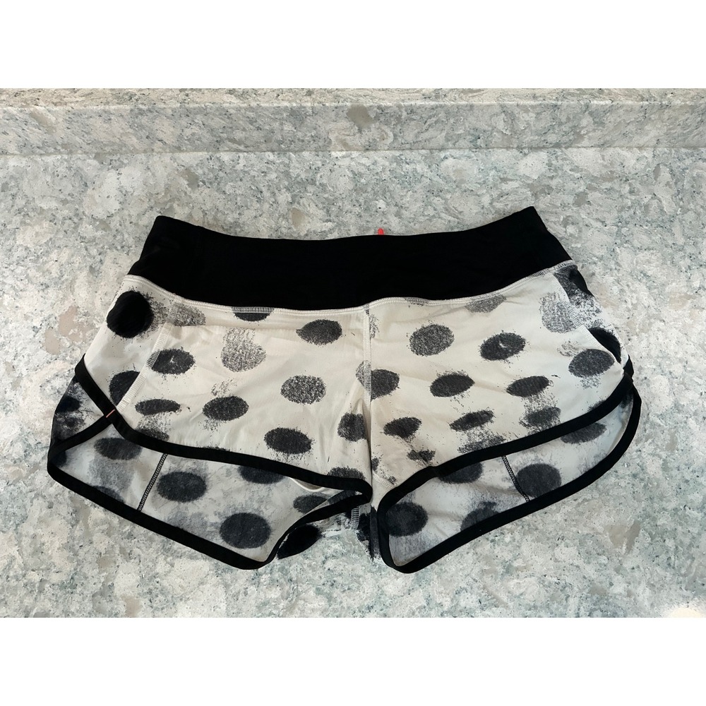 Lululemon Athletic Shorts Speed Up 6 White Black Blurred Polka Dot Zipper Pocket